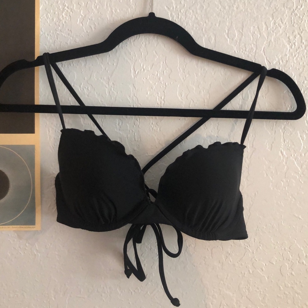 Black bikini top